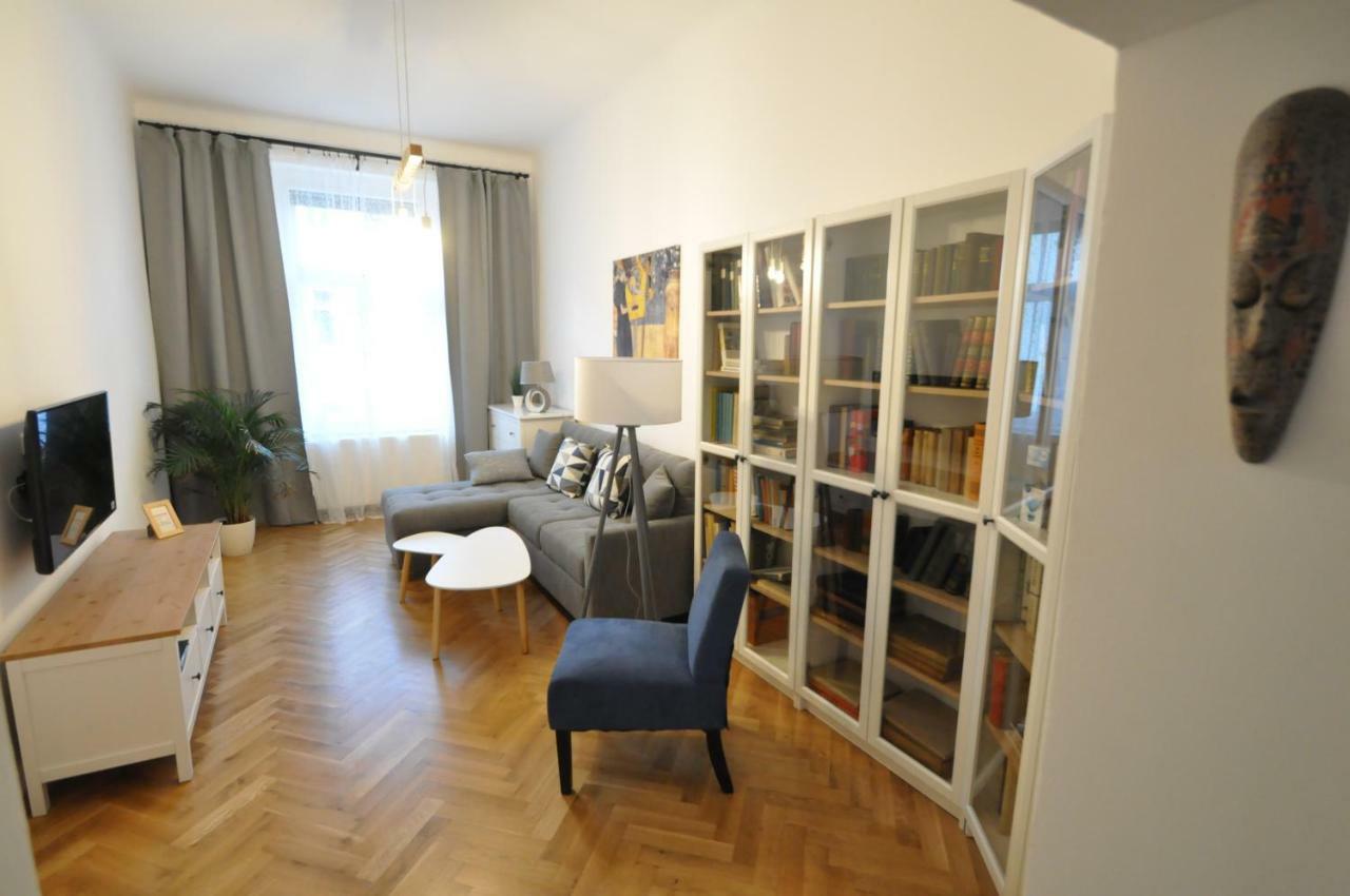 Jirina Appartments プラハ エクステリア 写真