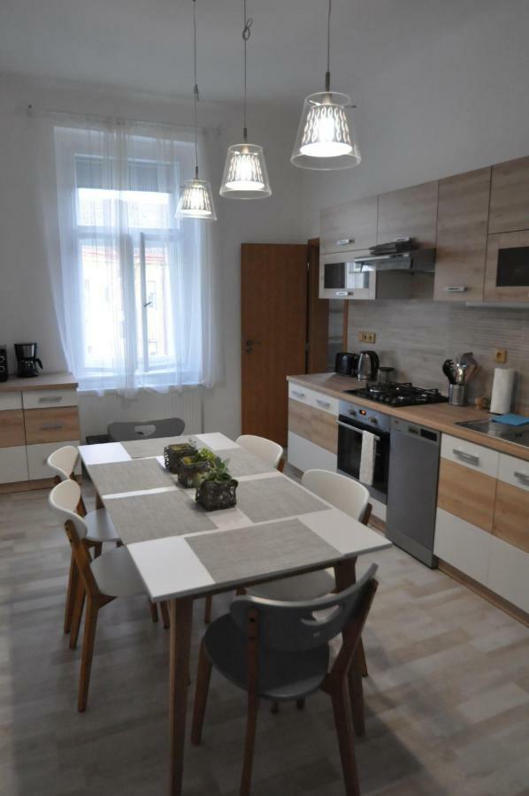 Jirina Appartments プラハ エクステリア 写真